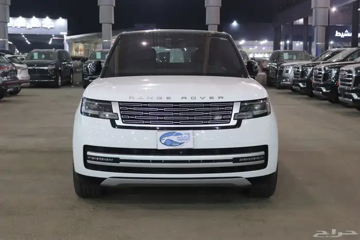 رنج روفر اوتوبيوقرافي v8 موديل 2023 مستخدم بسعر 595.000 1