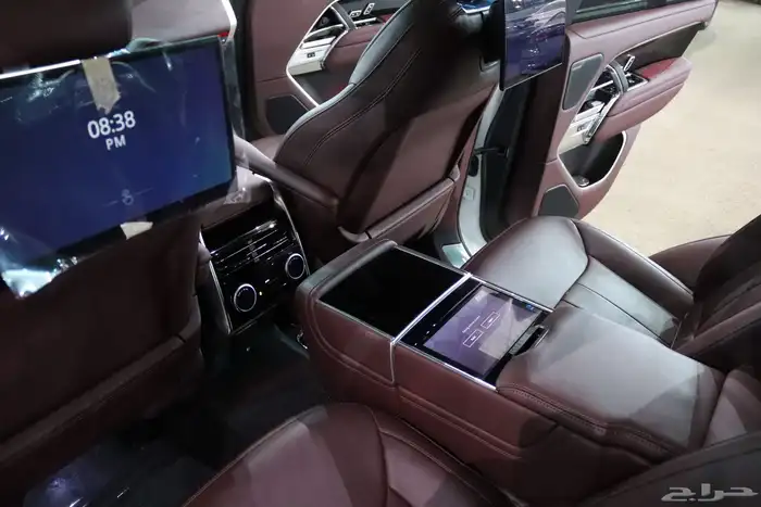 رنج روفر اوتوبيوقرافي v8 موديل 2023 مستخدم بسعر 595.000 11