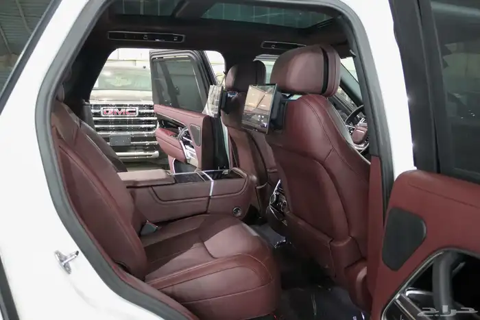 رنج روفر اوتوبيوقرافي v8 موديل 2023 مستخدم بسعر 595.000 9