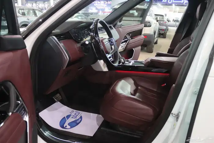 رنج روفر اوتوبيوقرافي v8 موديل 2023 مستخدم بسعر 595.000 6