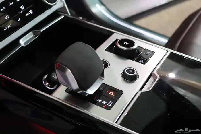 رنج روفر اوتوبيوقرافي v8 موديل 2023 مستخدم بسعر 595.000 15