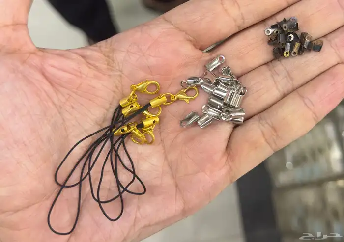 اكسسوارات منوعه شنط وحلقات وتقفيلات وبكلات احزمه اجراس جرس 25