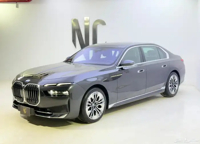 بي ام دبيلو 735i 2023 0