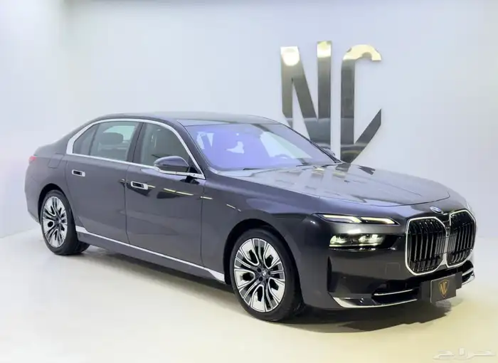 بي ام دبيلو 735i 2023 1