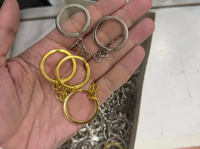 اكسسوارات منوعه شنط وحلقات وتقفيلات وبكلات احزمه اجراس جرس 40