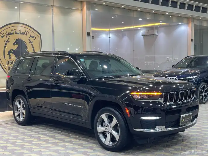 جيب جراند شيروكي 2021 - لمتيد لارج نظيف جدا 0