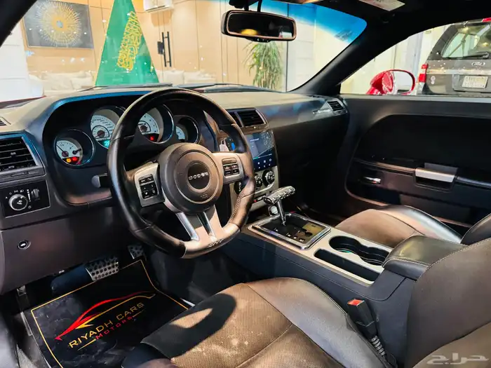 شالينجر SRT8 فل كامل نظيف جدا 6