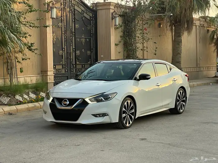 نيسان مكسيما 23