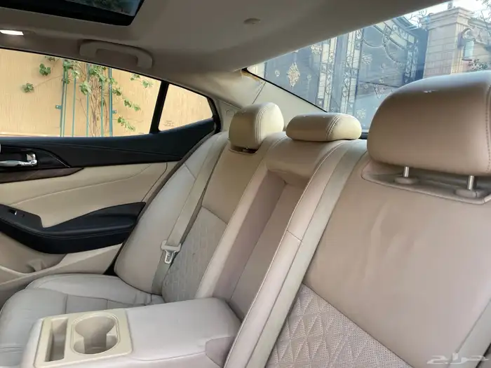 نيسان مكسيما 13