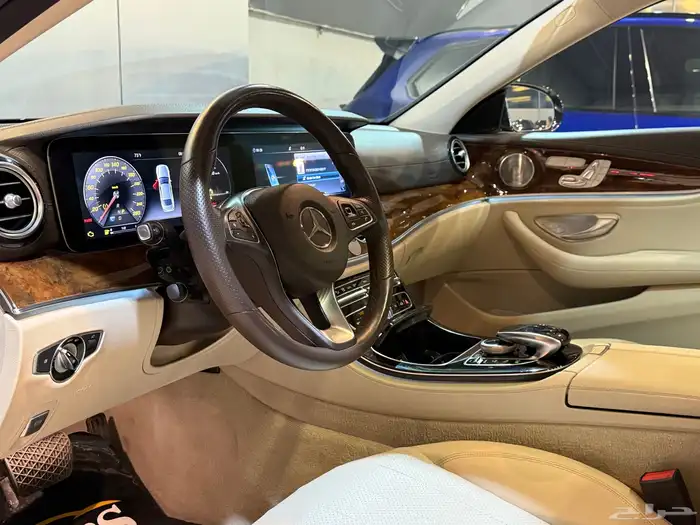 مرسيدس E300 2018 (( بحالة ممتازة )) 9