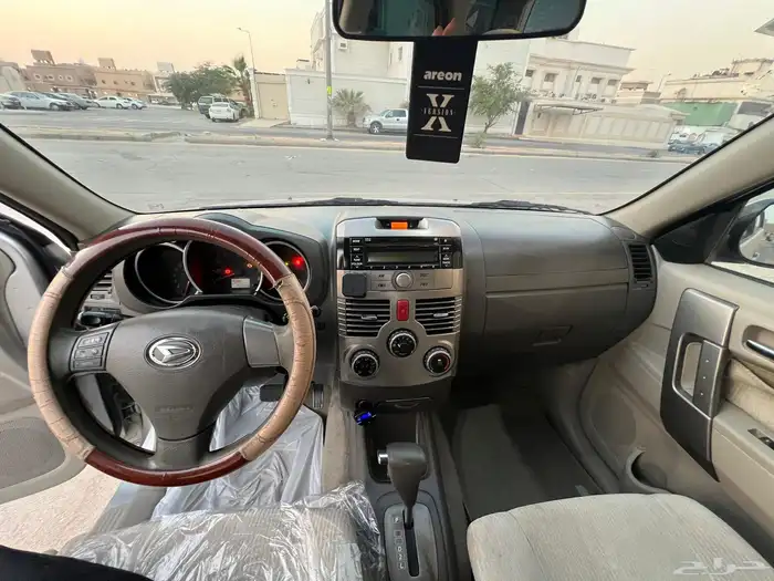 ديهاتسو تيريوس 2012 4