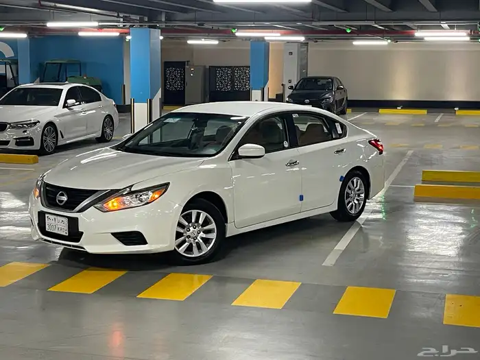 Nissan التيما 2017 قمة النظافة 1