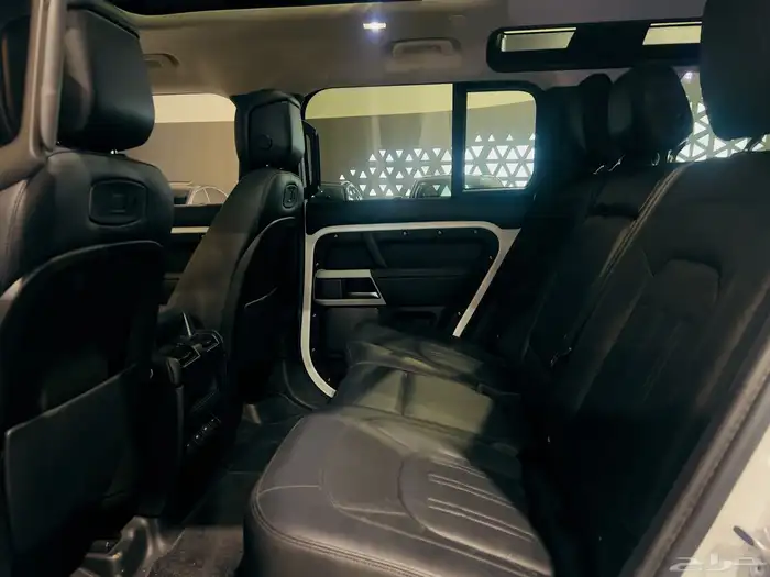 لاند روفر ديفندر 2020 HSE (بحالة ممتازة) 5