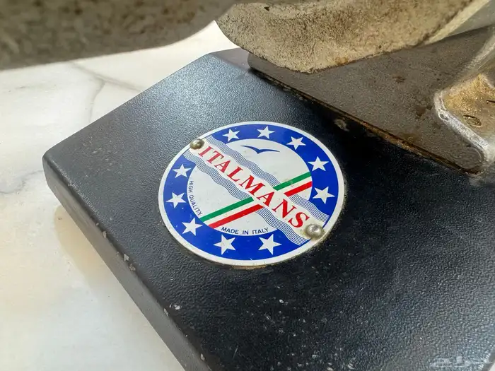 مفرمة لحم.ايطاليةللبيع لعدم الحاجة لها استخدام حشمة شهرين 4