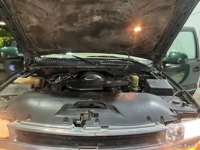 سوبربان شفروليه 2001 شبة مخزن ماشي 186000 قابل للزيادة مفحوص 25