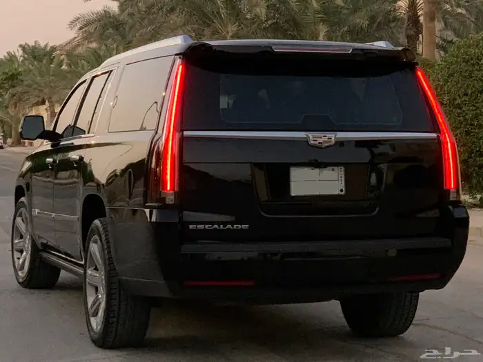 كاديلاك اسكاليد 2017 مالك ثاني 5