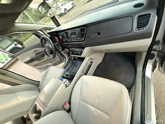 كيا كرنفال عائلي للبيع 13