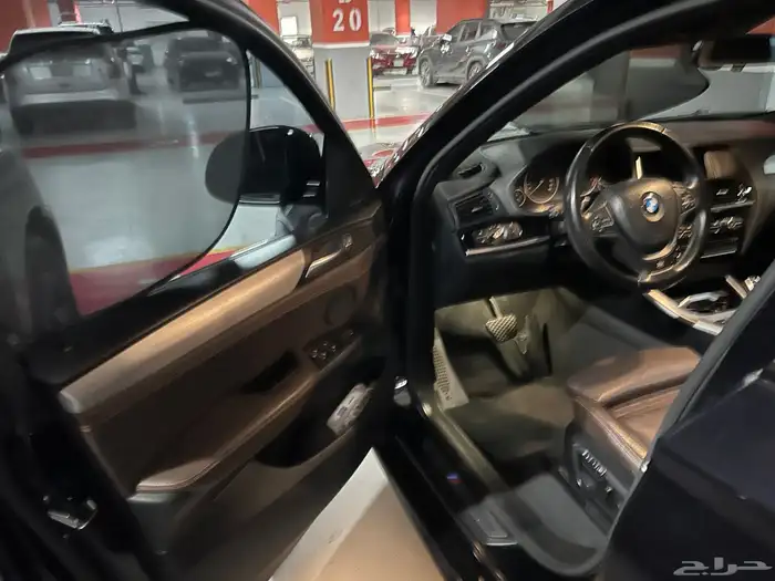 6 سلندر BMW X4 مخزن 10