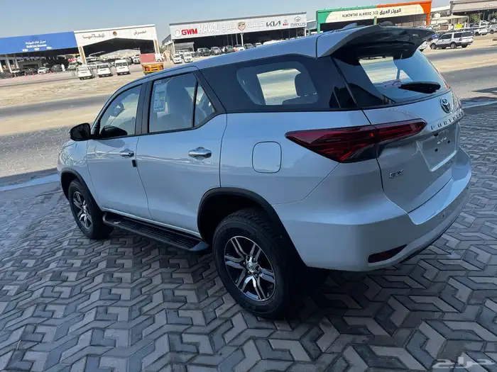 فورشينر موديل 2025 استاندر بدون دبل 3