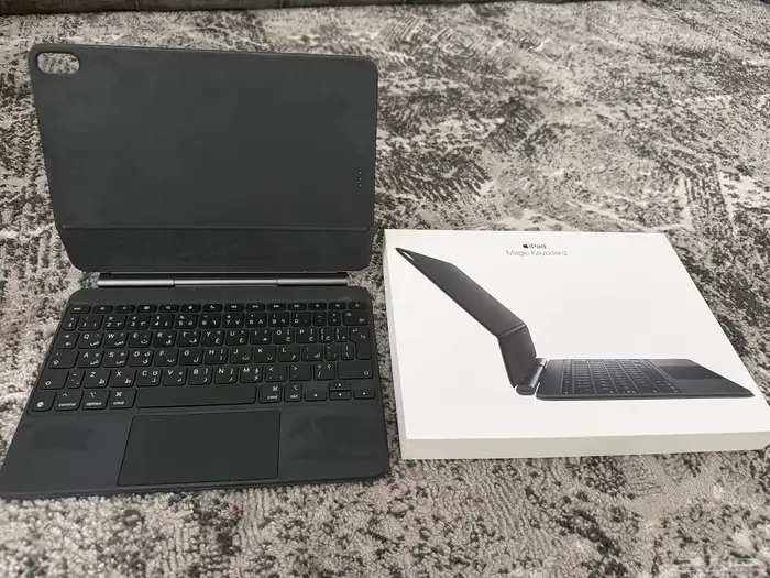 ماجيك كيبورد ايباد استخدام شهر ايباد اير 11 0