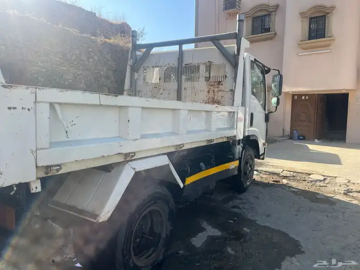 قلاب ايسوزو 5 طن تيربو 2020 ممشى 26851 كيلو قزاز كهرب 5