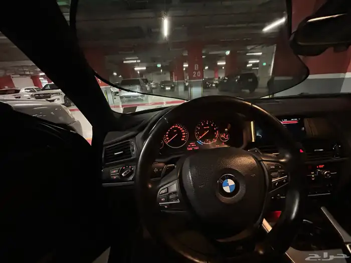 6 سلندر BMW X4 مخزن 11