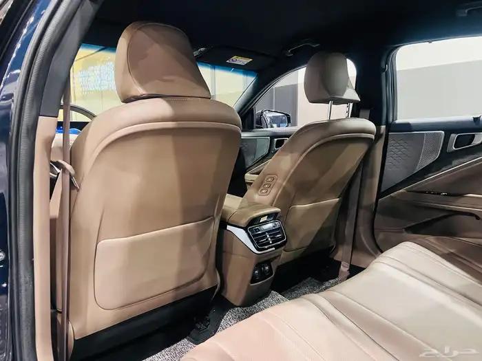 كيا K8 فل كامل 2022 (عرض خاص) 9