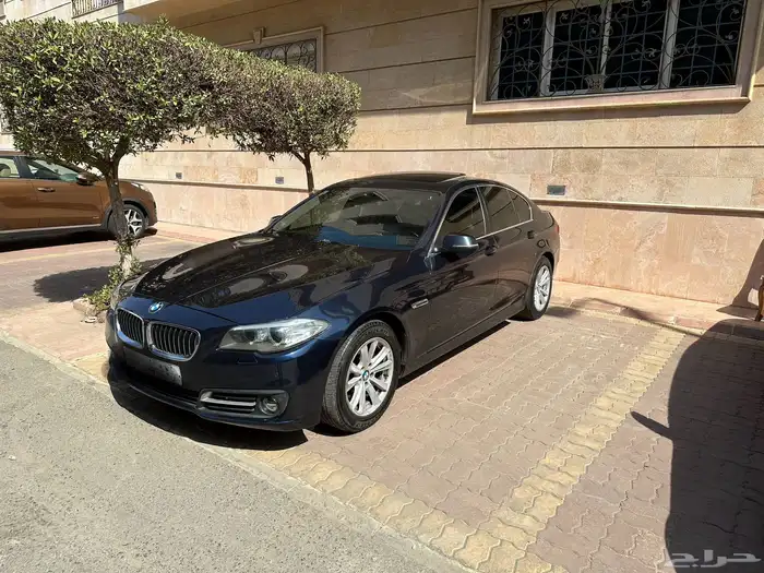 BMW 520i 2015 8