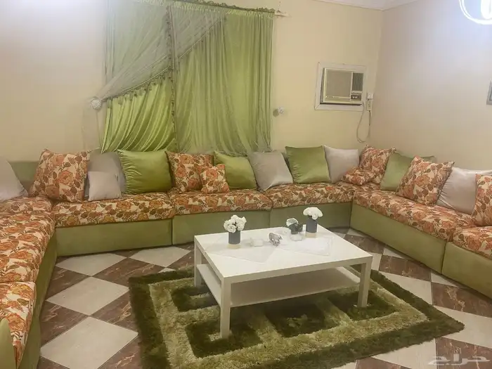 اثاث للبيع ( غرفة نوم ) ( مجالس)( متفرقات) 13