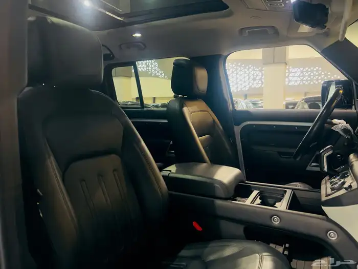 لاند روفر ديفندر 2020 HSE (بحالة ممتازة) 7