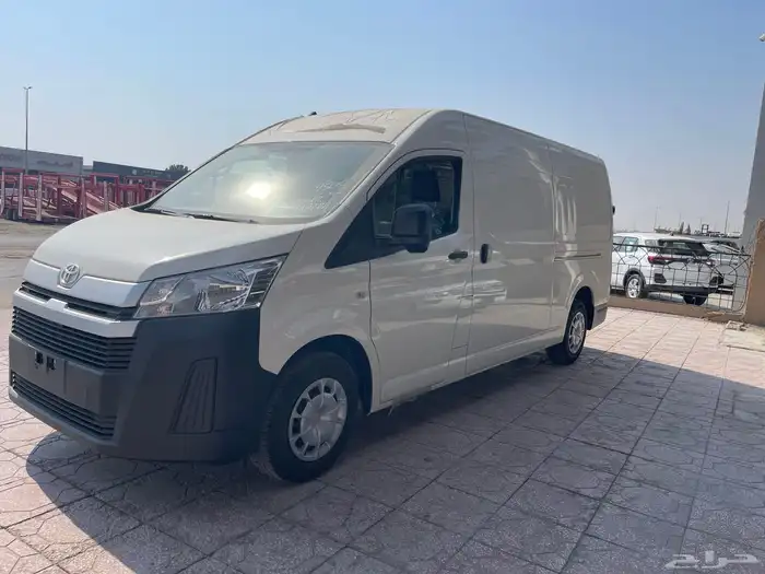 باص بضاعة سقف عالي موديل 2026 ديزل جير اتماتيك 1