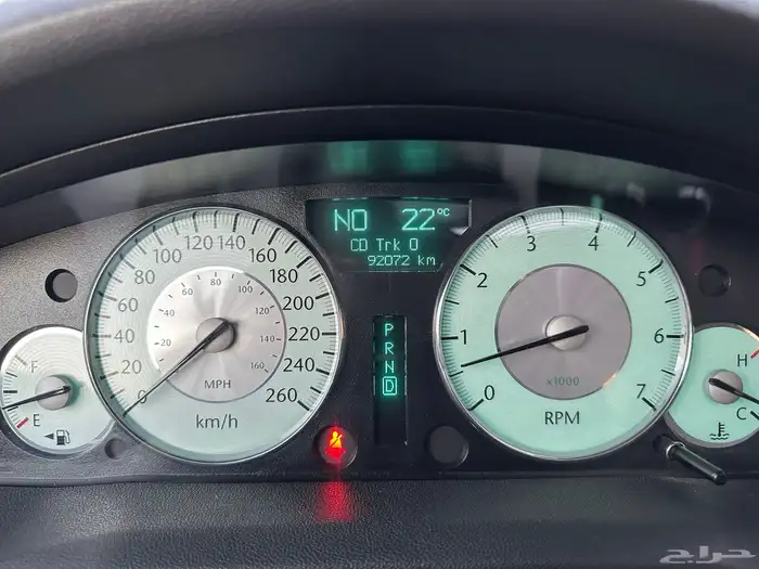 كرايزلر C300 2008 فل كامل نظيف للبيع 16