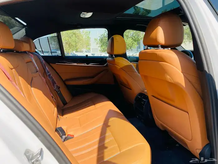 بي ام دبليو 2023 الفئه الخامسه BMW 520i 16