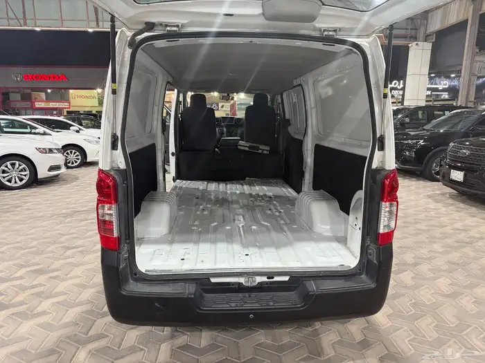 نيسان اورفان بضاعه 2021 ديزل ماشي 22 ألف فقط 12