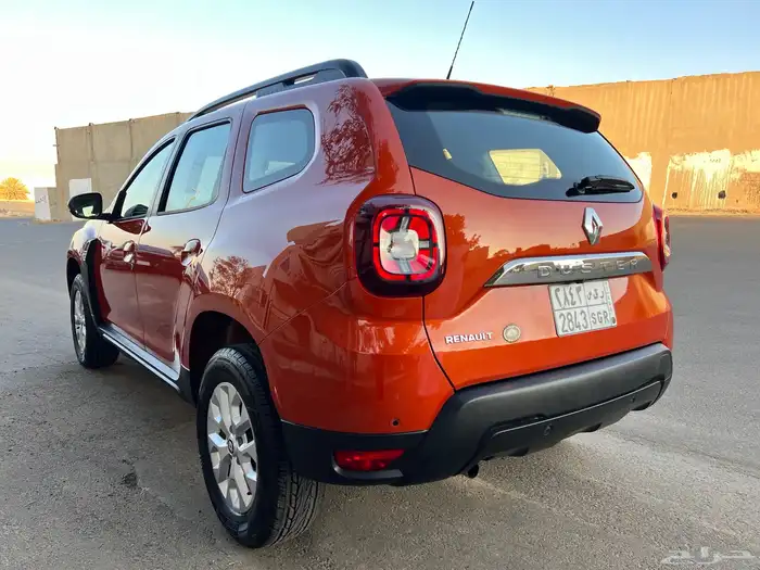 رينو داستر 2023 نص فل شبه الجديد 3