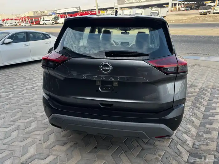 نيسان اكس تريل 7 مقاعد بدون دبل 2026 6