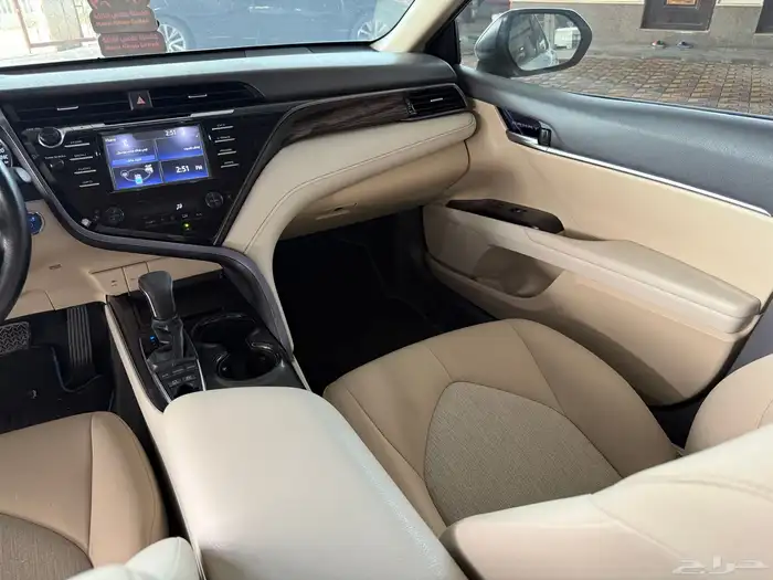 تويوتا كامري GLE هايبرد موديل 2019 26