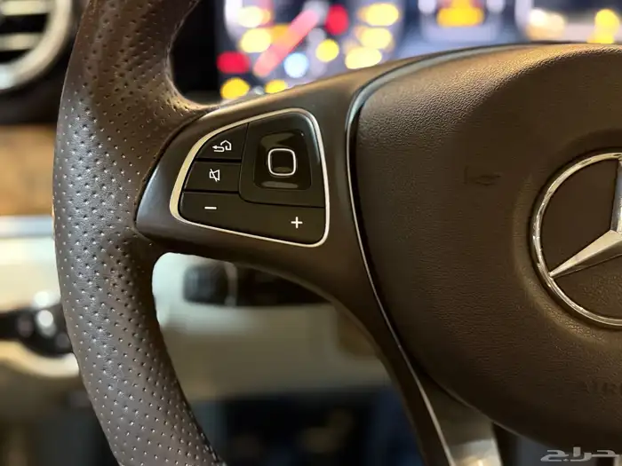 مرسيدس E300 2018 (( بحالة ممتازة )) 7