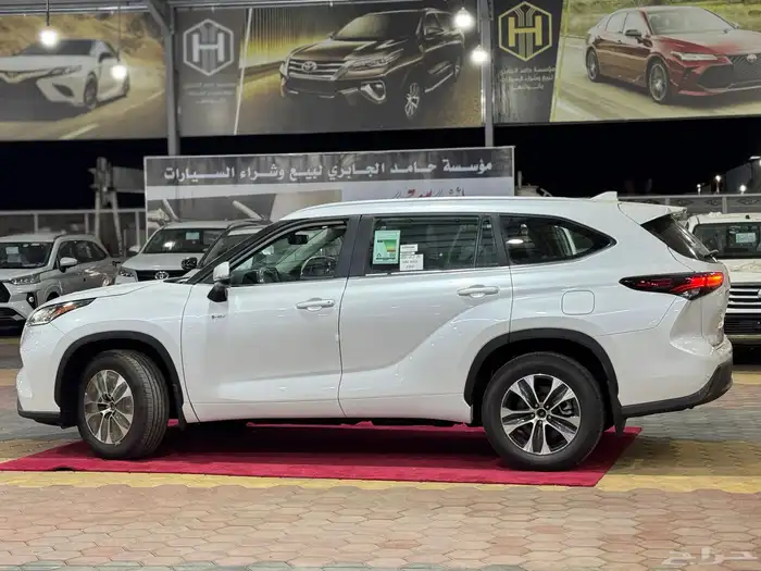 تويوتا   هايلاندر GLE هايبرد 2025 جديد سعودي 157.550 شامل 6