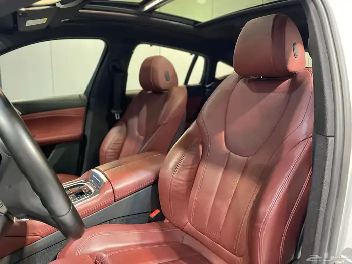 بي ام دبليو X 6 2020 عداد 26 الف فقط بحالة ممتازة جدا 24