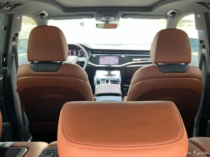 للبيع أودي Q8 S-Line بلاك أديشن نظيف جدا 16