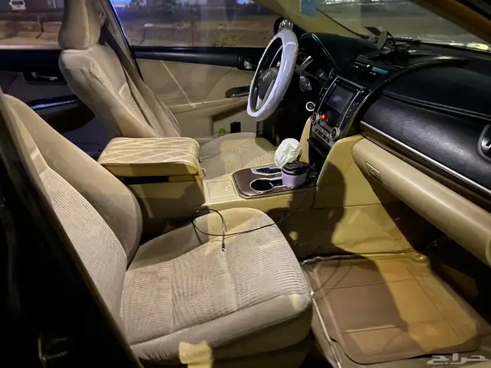 للبيع كامري 2013 فل كامل GLx لون اسود 8