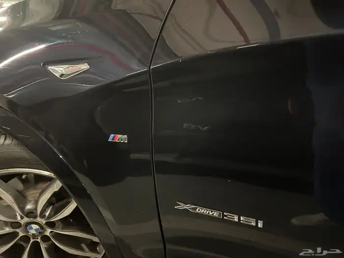 6 سلندر BMW X4 مخزن 16