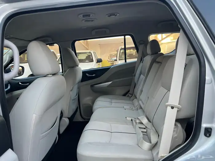 اكستيرا 2021 تيتانيوم نظيف جدا لدى قمة الاطلال 28