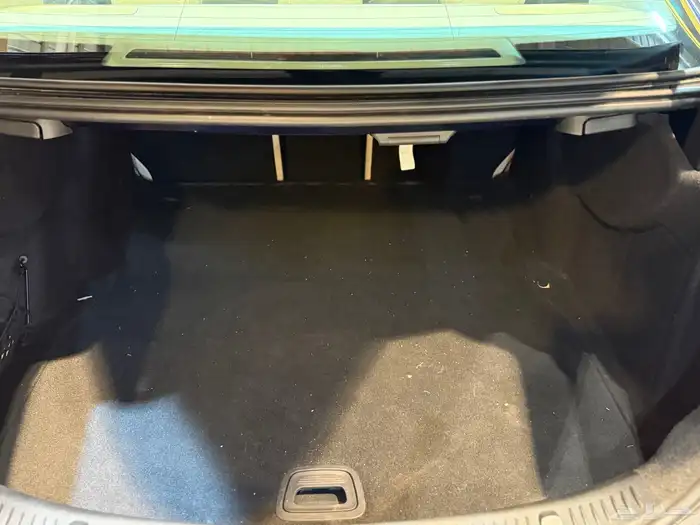 مرسيدس E300 2018 (( بحالة ممتازة )) 32