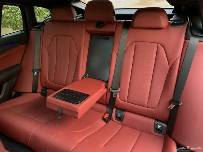 BMW X4 2022 بحالة الوكالة 28