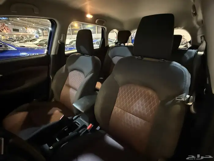 تويوتا اوربان كروزر 2023 (( بحالة ممتازة )) 15