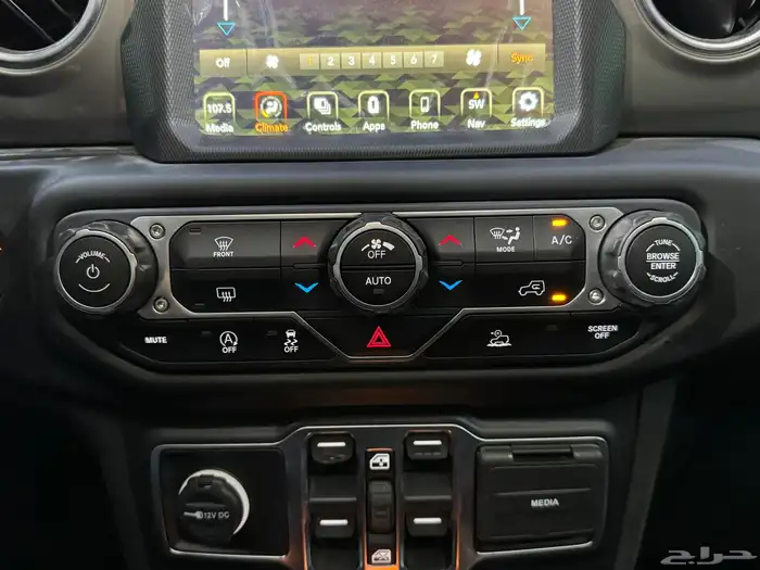 جيب رانجلر صحارى موديل 2023 ( بحالة الوكالة ) 42