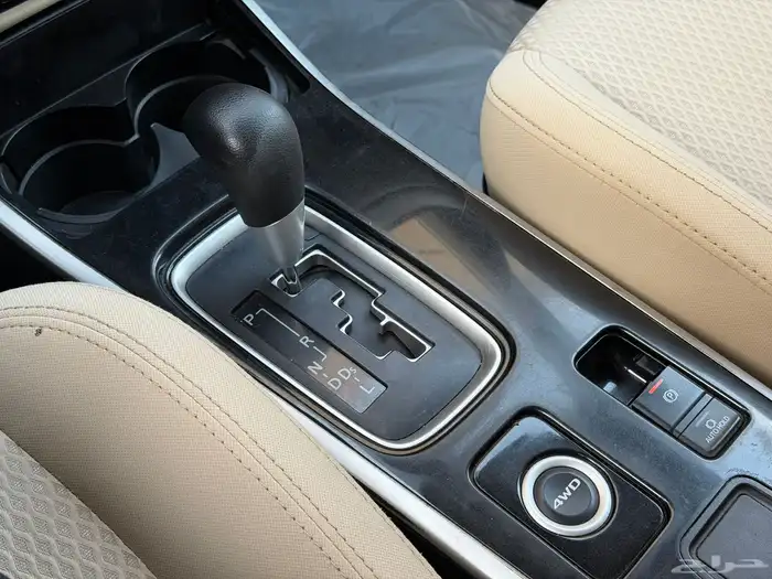 ميتسوبيشي اوتلاندر موديل 2020 19