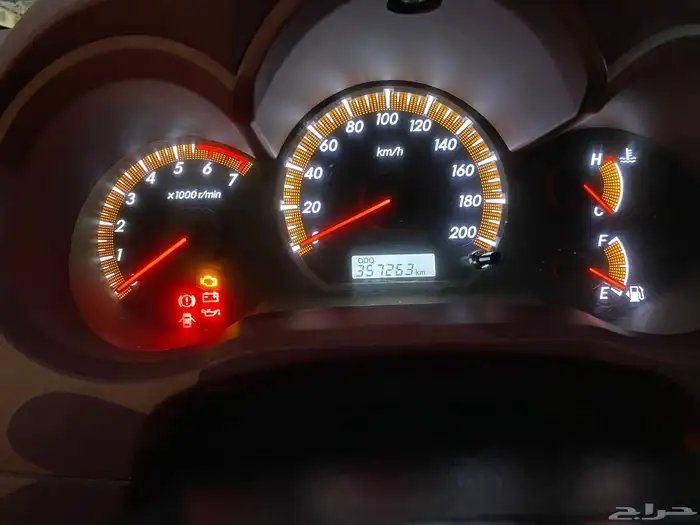 إعلان عن هايلوكس 2014 15